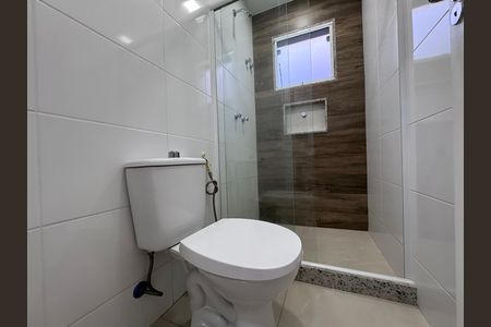 Casa de condomínio à venda com 200m², 3 quartos e 1 vagaBanheiro Suítes Canadenses