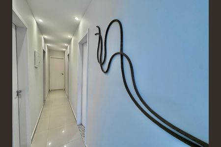 Casa de condomínio à venda com 200m², 3 quartos e 1 vagaCorredor