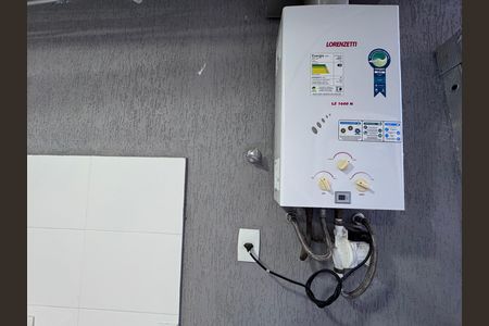 Casa de condomínio à venda com 200m², 3 quartos e 1 vagaÁrea de Serviço