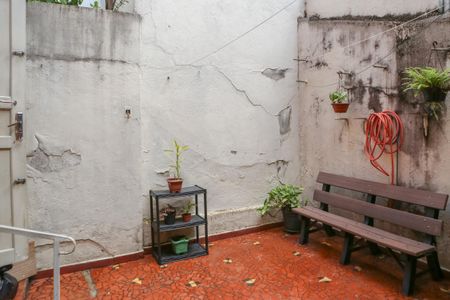 Casa à venda com 89m², 2 quartos e sem vagaQuintal e Área de Serviço