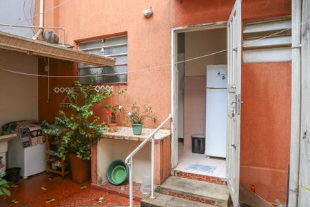 Casa à venda com 89m², 2 quartos e sem vagaQuintal e Área de Serviço