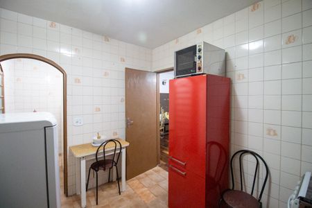 Casa à venda com 121m², 3 quartos e 2 vagasCozinha