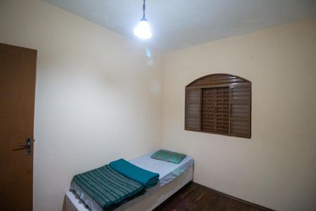 Casa à venda com 121m², 3 quartos e 2 vagasQuarto 2