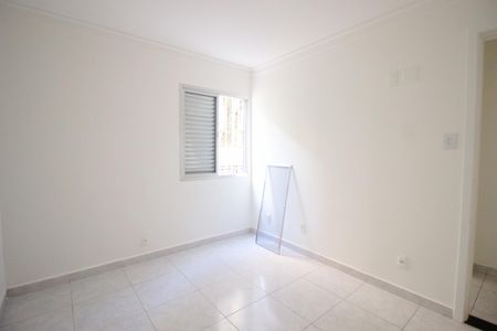 Apartamento para alugar com 77m², 3 quartos e sem vaga Apartamento para alugar com 77m², 3 quartos e sem vagaQuarto