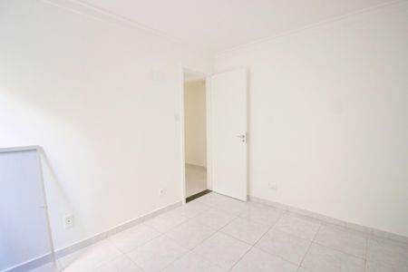 Apartamento para alugar com 77m², 3 quartos e sem vaga Apartamento para alugar com 77m², 3 quartos e sem vagaQuarto