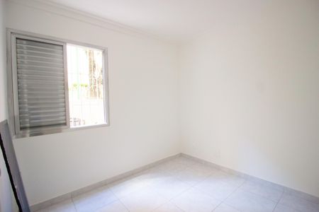Apartamento para alugar com 77m², 3 quartos e sem vaga Apartamento para alugar com 77m², 3 quartos e sem vagaQuarto 2