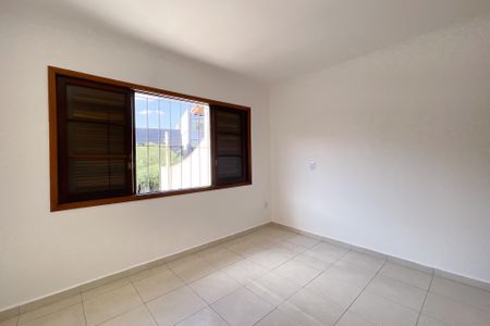 Casa à venda com 90m², 3 quartos e 2 vagas Casa à venda com 90m², 3 quartos e 2 vagasQuarto 1