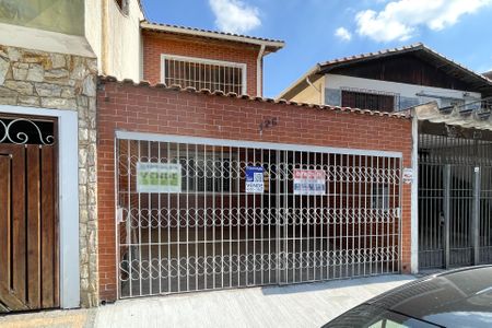 Casa à venda com 90m², 3 quartos e 2 vagas Casa à venda com 90m², 3 quartos e 2 vagasFachada e Placa