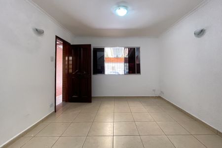 Casa à venda com 90m², 3 quartos e 2 vagas Casa à venda com 90m², 3 quartos e 2 vagasSala