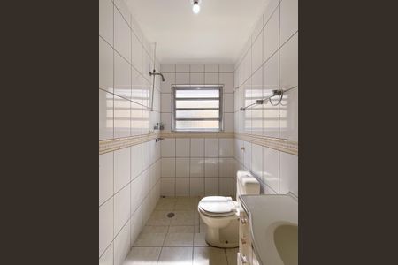 Casa à venda com 90m², 3 quartos e 2 vagas Casa à venda com 90m², 3 quartos e 2 vagasBanheiro Social