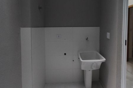 Casa à venda com 90m², 3 quartos e 2 vagas Casa à venda com 90m², 3 quartos e 2 vagasÁrea de Serviço