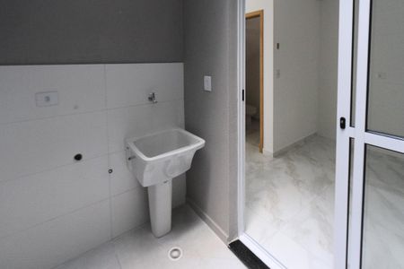 Casa à venda com 90m², 3 quartos e 2 vagas Casa à venda com 90m², 3 quartos e 2 vagasÁrea de Serviço