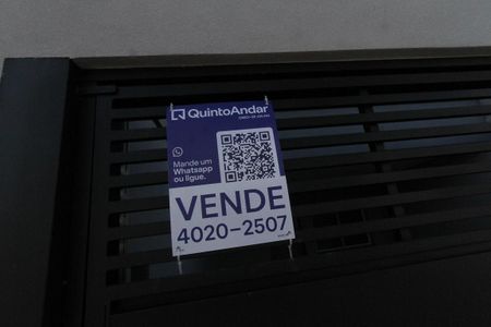 Casa à venda com 90m², 3 quartos e 2 vagas Casa à venda com 90m², 3 quartos e 2 vagasPlaca