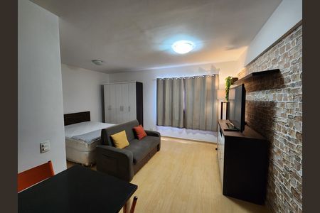 Apartamento para alugar com 37m², 1 quarto e 1 vagaSala/Quarto