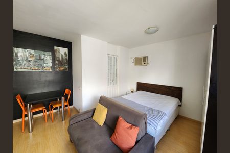 Apartamento para alugar com 37m², 1 quarto e 1 vagaSala/Quarto