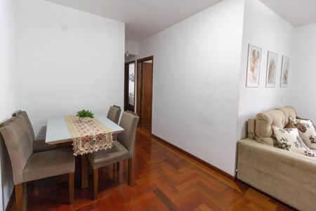 Apartamento para alugar com 70m², 3 quartos e 1 vaga Apartamento para alugar com 70m², 3 quartos e 1 vagaSala