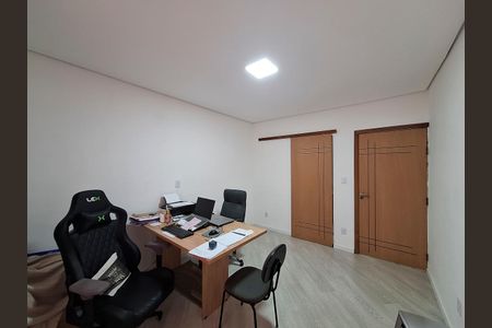 Casa à venda com 200m², 4 quartos e 4 vagasQuarto 1