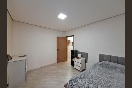 Casa à venda com 200m², 4 quartos e 4 vagasQuarto 2