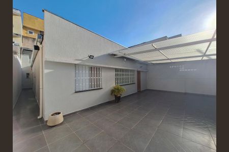 Casa à venda com 200m², 4 quartos e 4 vagasEntrada