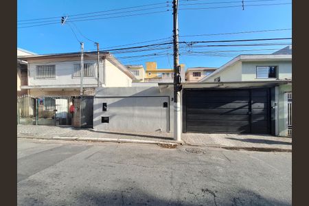 Casa à venda com 200m², 4 quartos e 4 vagasFachada