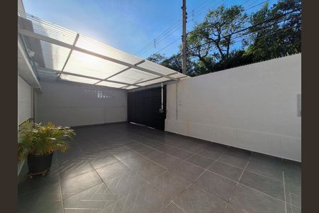 Casa à venda com 200m², 4 quartos e 4 vagasEntrada