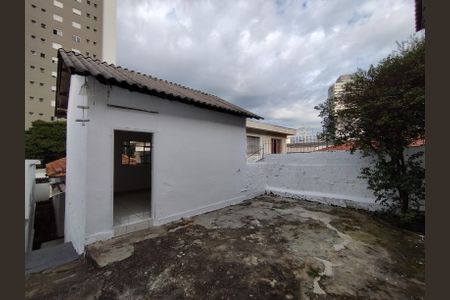 Casa à venda com 200m², 2 quartos e sem vaga Casa à venda com 200m², 2 quartos e sem vagaQuintal dos fundos
