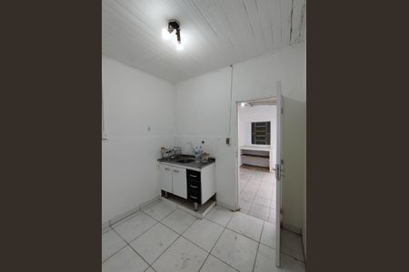 Casa à venda com 200m², 2 quartos e sem vaga Casa à venda com 200m², 2 quartos e sem vagaCozinha - Torneira