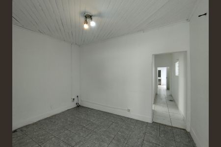 Casa à venda com 200m², 2 quartos e sem vaga Casa à venda com 200m², 2 quartos e sem vagaSala