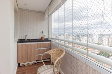 Apartamento à venda com 117m², 4 quartos e 3 vagasVaranda