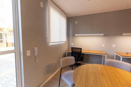 Apartamento para alugar com 51m², 2 quartos e sem vaga Apartamento para alugar com 51m², 2 quartos e sem vagaCowork