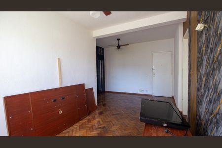 Apartamento à venda com 84m², 2 quartos e 1 vagaSala