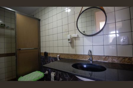 Apartamento à venda com 84m², 2 quartos e 1 vagaBanheiro Social