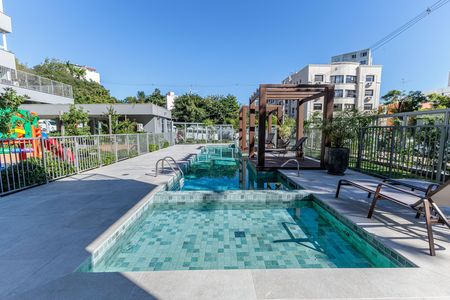Studio para alugar com 29m², 1 quarto e 1 vaga Studio para alugar com 29m², 1 quarto e 1 vagaÁrea comum - Piscina