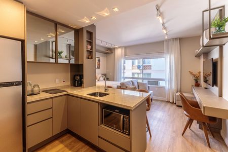 Studio para alugar com 29m², 1 quarto e 1 vaga Studio para alugar com 29m², 1 quarto e 1 vagaStudio