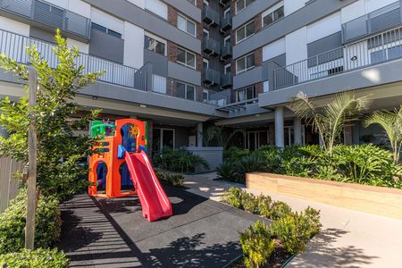Studio para alugar com 29m², 1 quarto e 1 vaga Studio para alugar com 29m², 1 quarto e 1 vagaÁrea comum - Playground