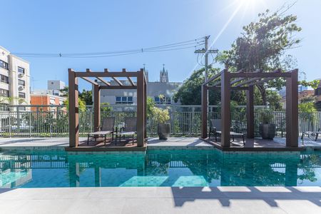 Studio para alugar com 29m², 1 quarto e 1 vaga Studio para alugar com 29m², 1 quarto e 1 vagaÁrea comum - Piscina