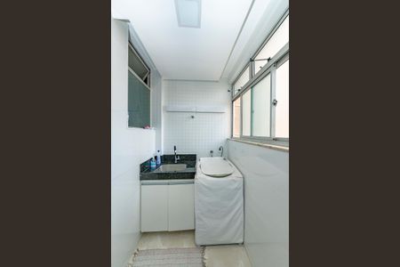 Apartamento à venda com 170m², 3 quartos e 1 vagaÁrea de Serviço