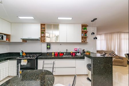 Apartamento à venda com 170m², 3 quartos e 1 vagaCozinha