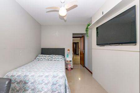 Apartamento à venda com 170m², 3 quartos e 1 vagaSuíte