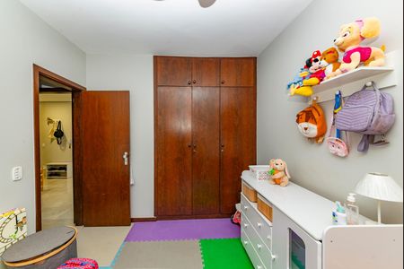 Apartamento à venda com 170m², 3 quartos e 1 vagaQuarto 1