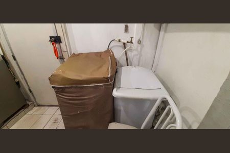 Casa à venda com 150m², 4 quartos e 1 vaga Casa à venda com 150m², 4 quartos e 1 vagaCasa 1 - Área de Serviço