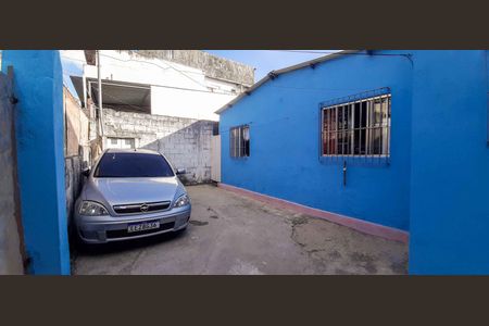 Casa à venda com 150m², 4 quartos e 1 vaga Casa à venda com 150m², 4 quartos e 1 vagaGaragem