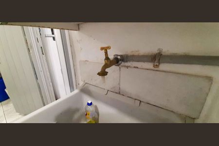 Casa à venda com 150m², 4 quartos e 1 vaga Casa à venda com 150m², 4 quartos e 1 vagaCasa 1 - Área de Serviço