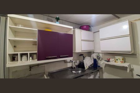 Casa à venda com 150m², 4 quartos e 1 vaga Casa à venda com 150m², 4 quartos e 1 vagaCasa 1 - Cozinha