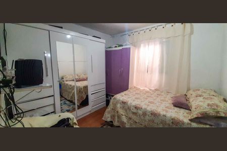 Casa à venda com 150m², 4 quartos e 1 vaga Casa à venda com 150m², 4 quartos e 1 vagaCasa 2 - Quarto 1