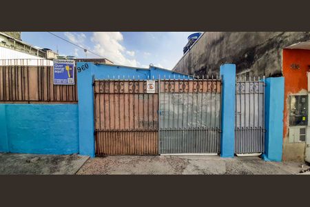 Casa à venda com 150m², 4 quartos e 1 vaga Casa à venda com 150m², 4 quartos e 1 vagaFachada da Casa