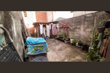 Casa à venda com 150m², 4 quartos e 1 vaga Casa à venda com 150m², 4 quartos e 1 vagaQuintal