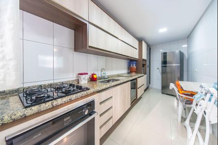 Casa à venda com 164m², 3 quartos e 2 vagas Casa à venda com 164m², 3 quartos e 2 vagasCozinha