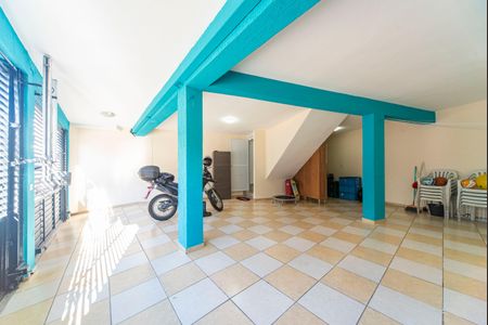 Casa à venda com 164m², 3 quartos e 2 vagas Casa à venda com 164m², 3 quartos e 2 vagasGaragem