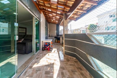 Casa à venda com 164m², 3 quartos e 2 vagas Casa à venda com 164m², 3 quartos e 2 vagasVaranda da Sala